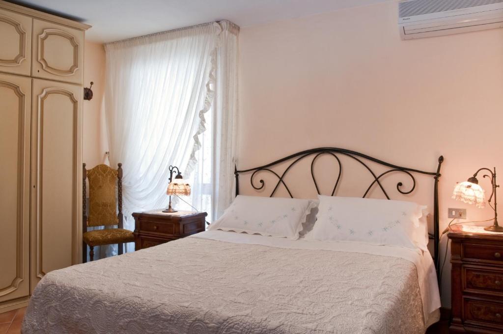 Bed&Breakfast Chiara Olbia Habitación foto